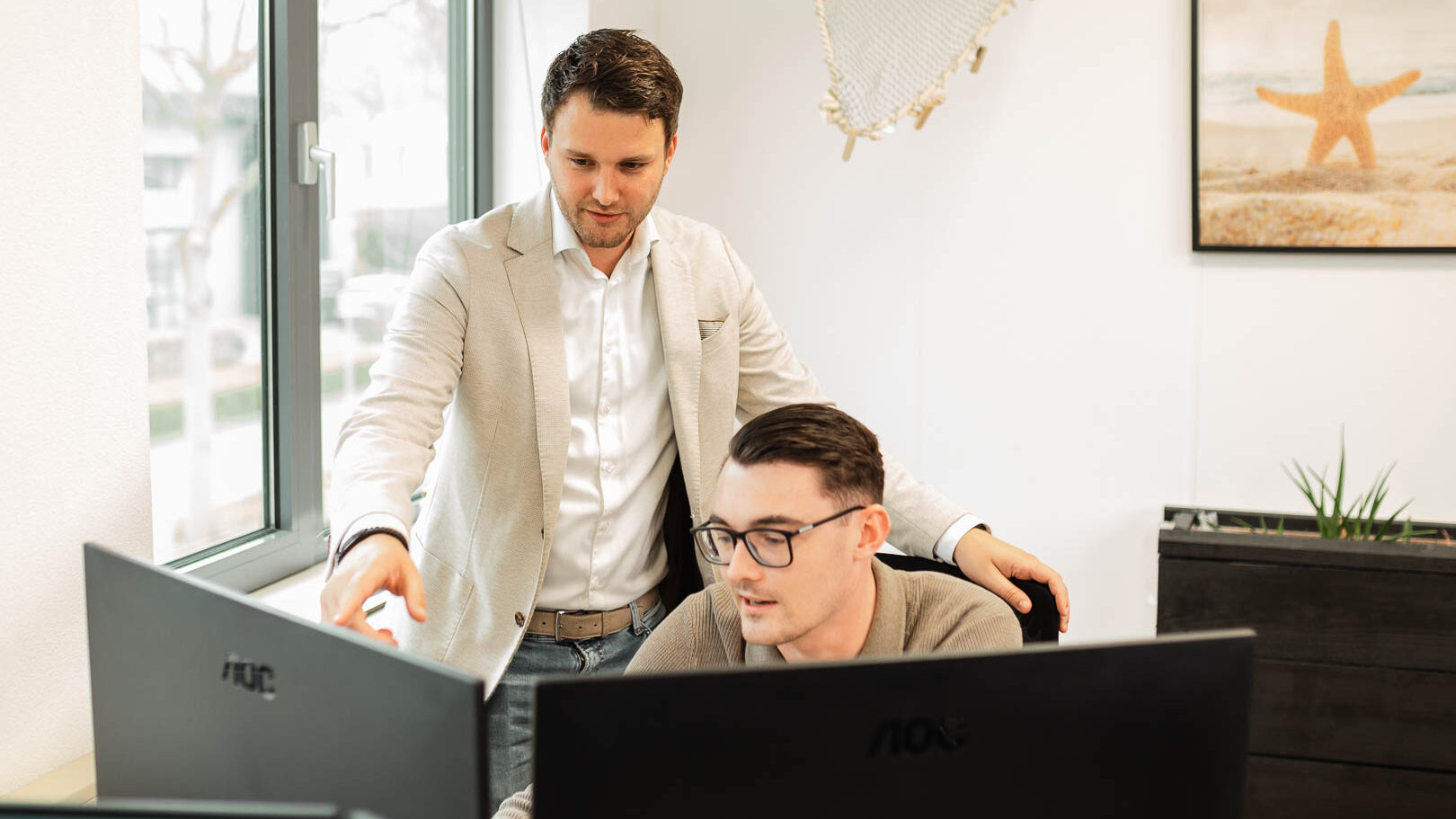 jasper en jens in overleg over marketingmix